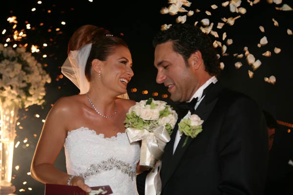 Ceyda Düvenci ile Engin Akgün Ortak Açıklama Yaptı